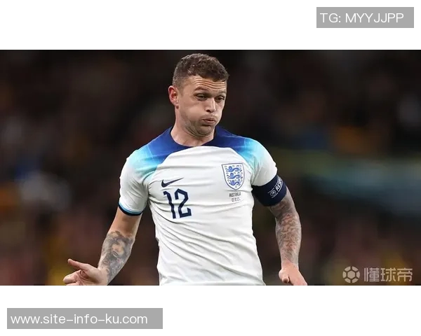 英格兰队今日训练迎来U20小将莱西塞缪尔坎贝尔三位新星加入